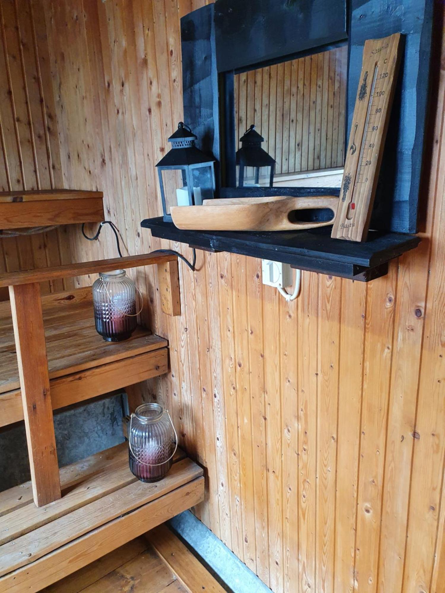 Camp Caroli Wooden Cabins Jukkasjarvi Bagian luar foto