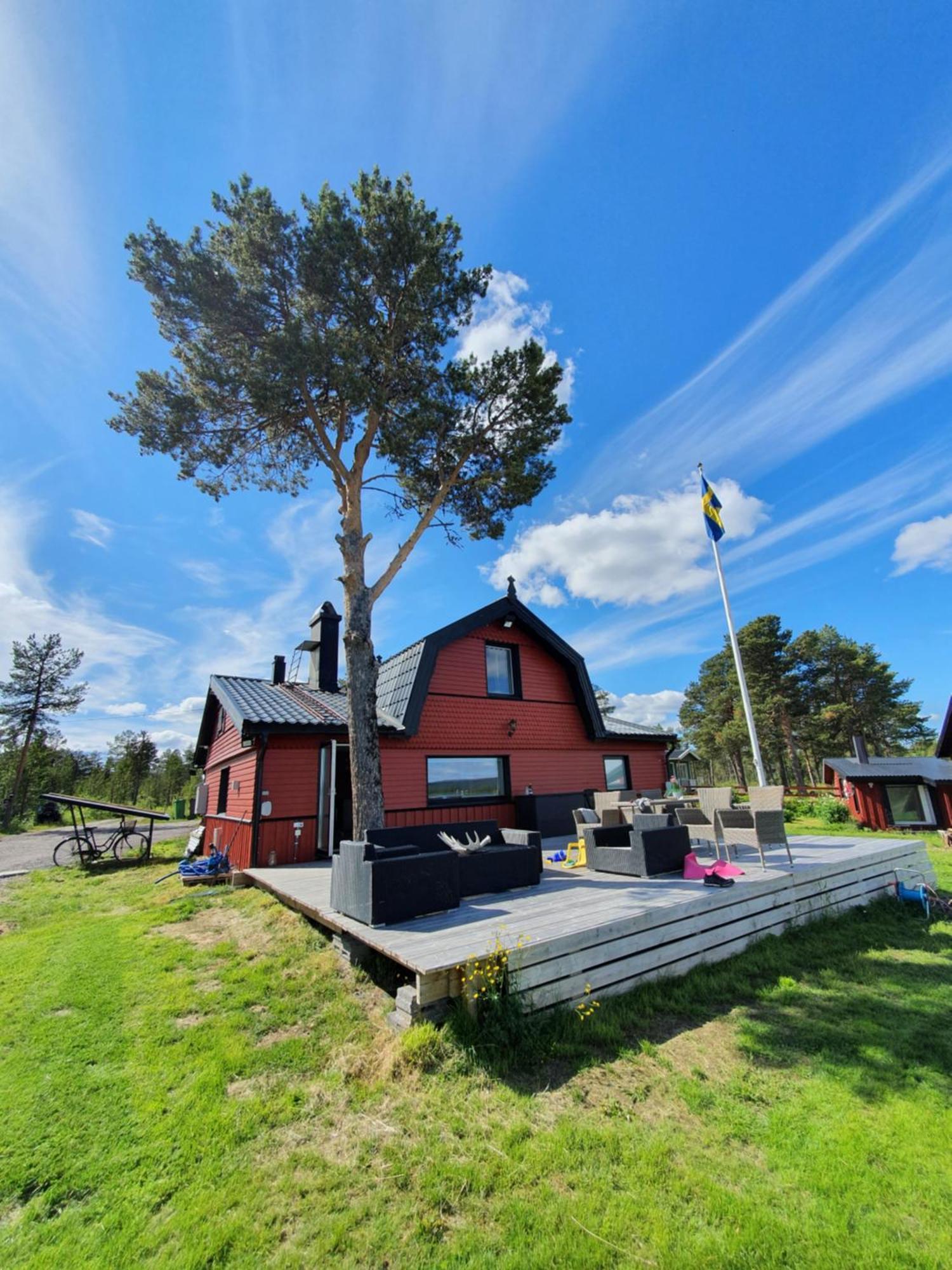Camp Caroli Wooden Cabins Jukkasjarvi Bagian luar foto