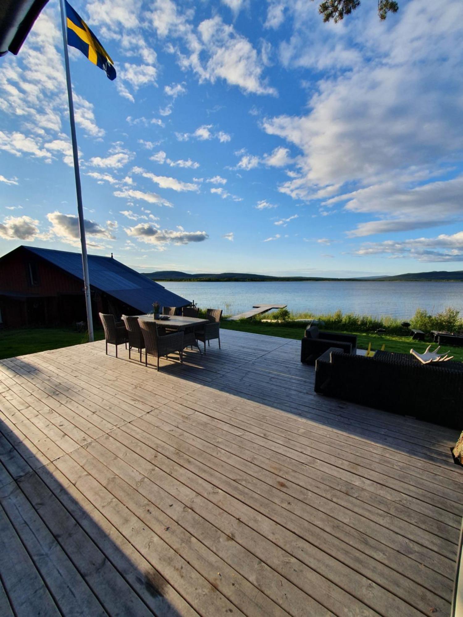 Camp Caroli Wooden Cabins Jukkasjarvi Bagian luar foto
