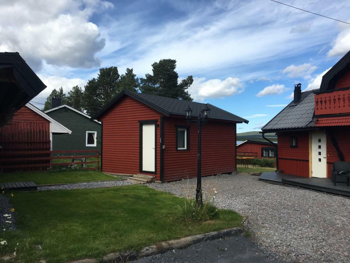 Camp Caroli Wooden Cabins Jukkasjarvi Bagian luar foto